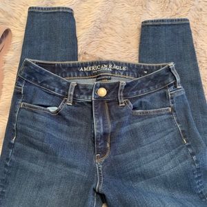 American Eagle Hi-Rise Jegging